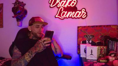 Drako_LiveShow live cam on Cam4