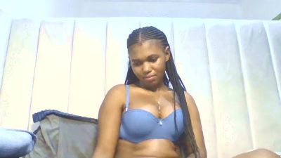 Dreamebony2 live cam on Cam4