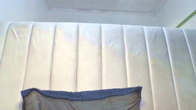 Dreamebony2 live cam on Cam4