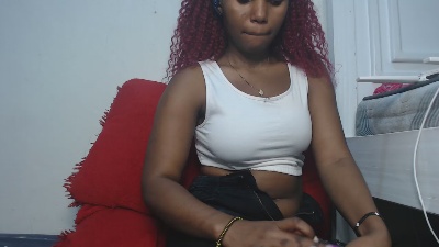 Dreamebony2 live cam on Cam4
