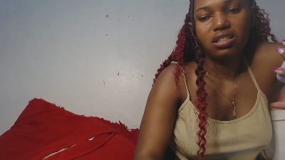 Dreamebony2 live cam on Cam4
