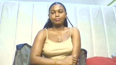 Dreamebony2 live cam on Cam4