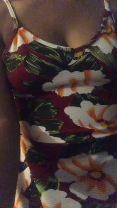 Dreamy_luna live cam on Cam4