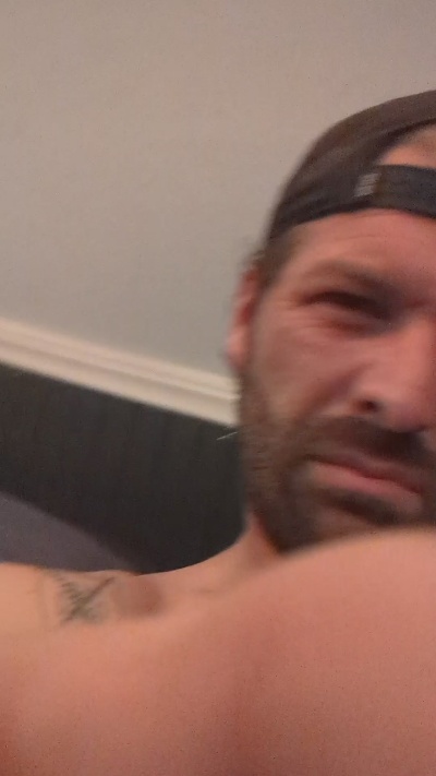 Drewbadge415 live cam on Cam4