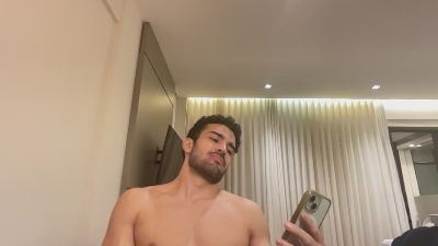 Drgym18 live cam on Cam4