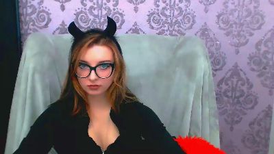 DuchessLuna live cam on Cam4