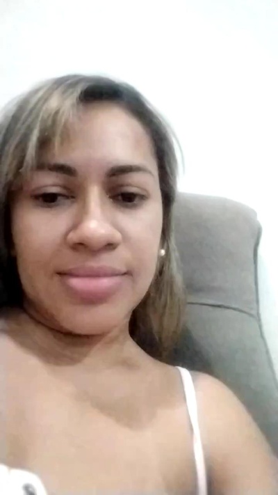 Dudinha live cam on Cam4