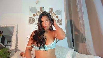 Dulce_Melodia live cam on Cam4