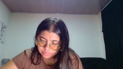 Dulce_cloee live cam on Cam4
