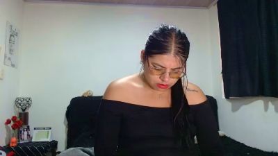 Dulce_cloee live cam on Cam4