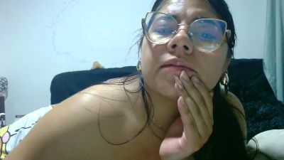 Dulce_cloee live cam on Cam4