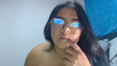 Dulce_cloee live cam on Cam4