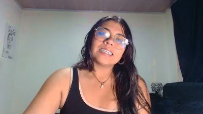 Dulce_cloee live cam on Cam4