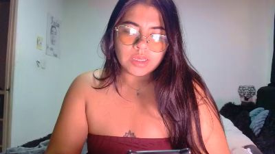 Dulce_cloee live cam on Cam4