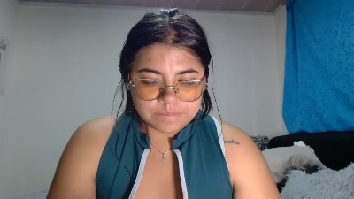 Dulce_cloee live cam on Cam4