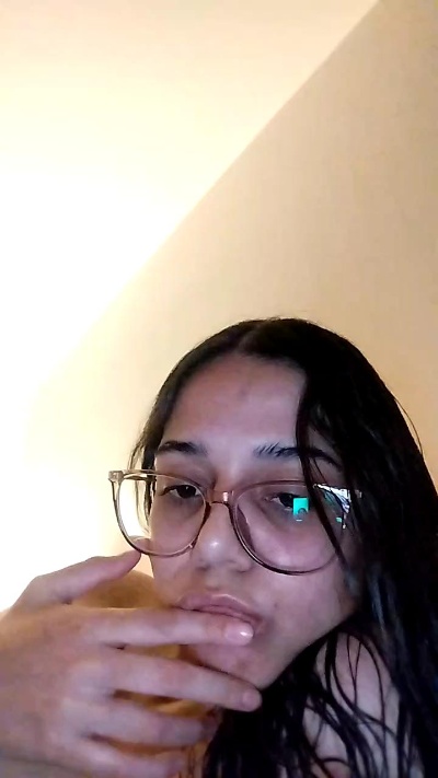 Dulcecelis_ar live cam on Cam4