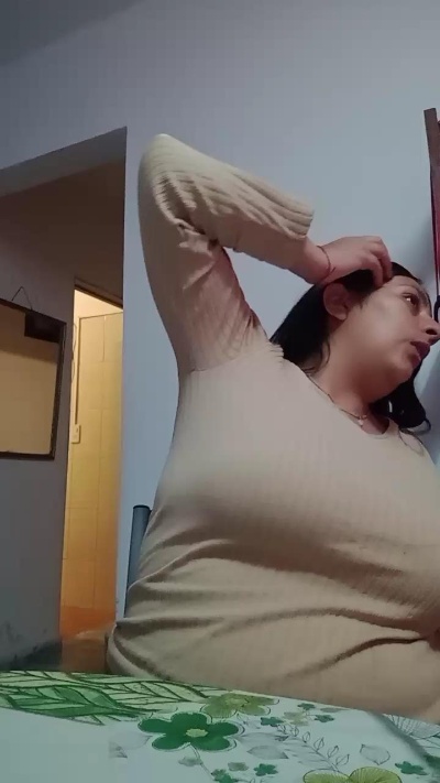 Dulcee03 live cam on Cam4