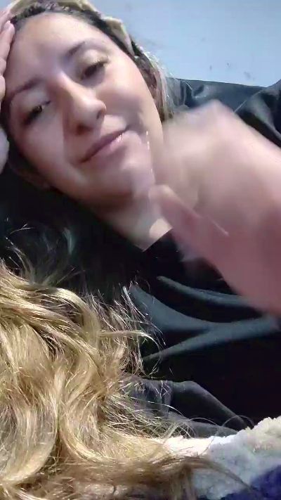 Dulcelore live cam on Cam4