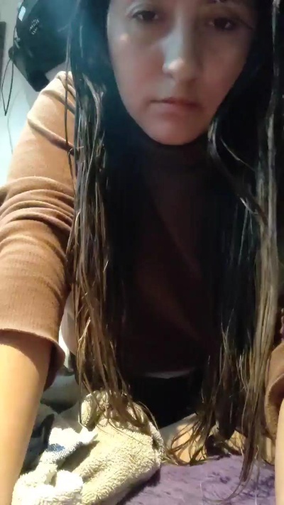 Dulcelore live cam on Cam4