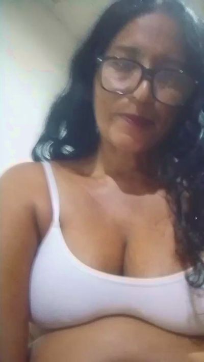 Dulcemargarita live cam on Cam4