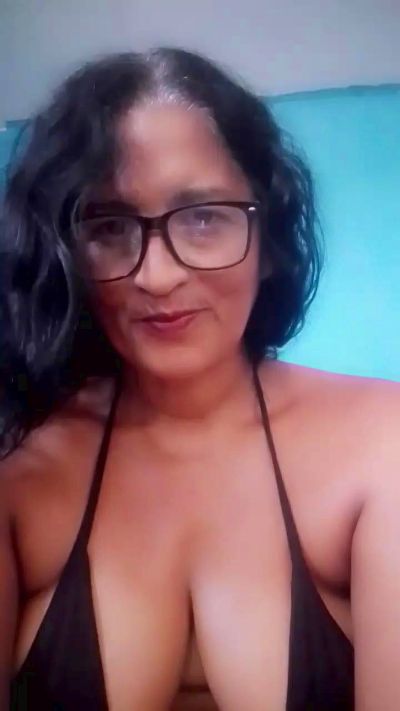 Dulcemargarita live cam on Cam4