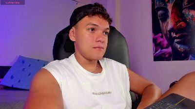 DunKankravitz8 live cam on Cam4