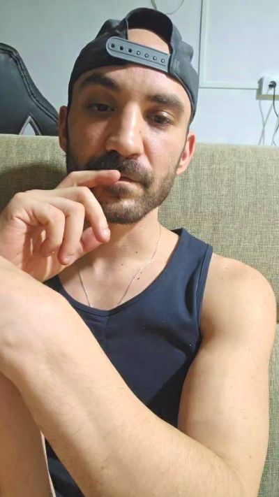 Dybi live cam on Cam4