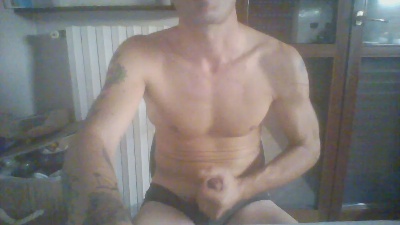 DylanBello live cam on Cam4