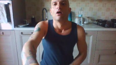 DylanBello live cam on Cam4