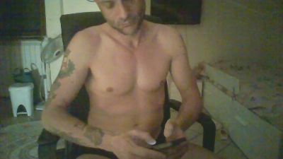 DylanBello live cam on Cam4