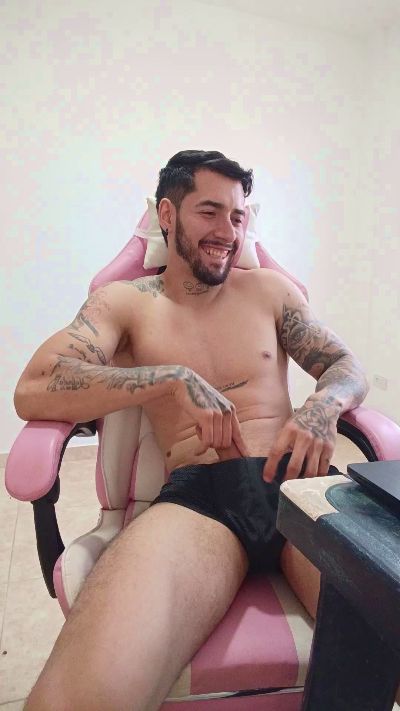 Dylan_benett_ live cam on Cam4