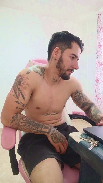 Dylan_benett_ live cam on Cam4