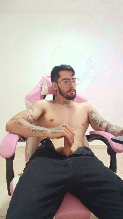 Dylan_benett_ live cam on Cam4