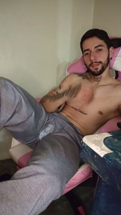 Dylan_benett_ live cam on Cam4