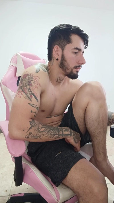 Dylan_benett_ live cam on Cam4