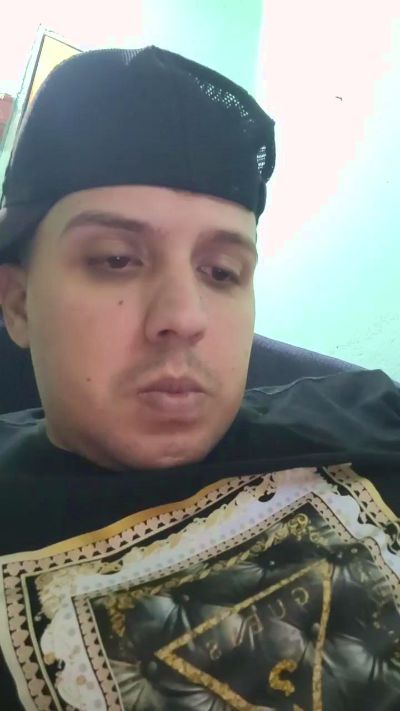 Dylanjosue live cam on Cam4
