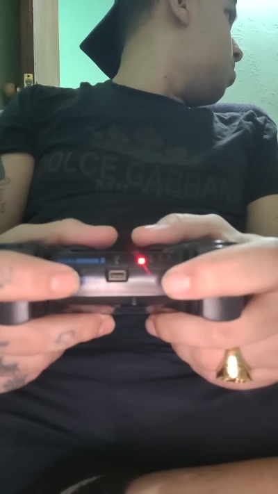 Dylanjosue live cam on Cam4