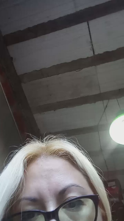 E8733 live cam on Cam4