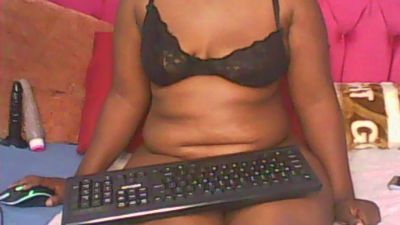 EBONYTIYANA live cam on Cam4