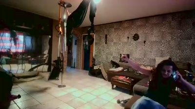 EINE_wi_KEINE live cam on Cam4