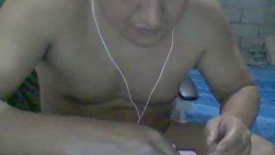 ELHUEROOO live cam on Cam4