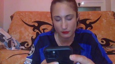 EMA_95 live cam on Cam4