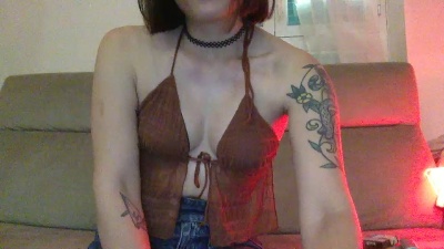 EMA_95 live cam on Cam4