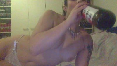 EMA_95 live cam on Cam4