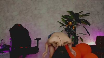 EMMA77777 live cam on Cam4