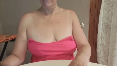 EMMABIONDA live cam on Cam4