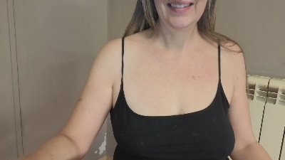 EMMABIONDA live cam on Cam4