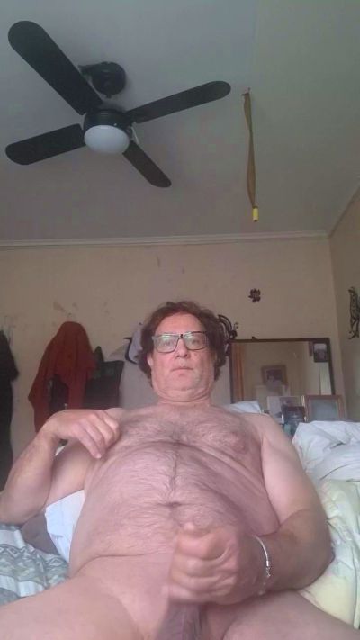 EXHIBITIONIS65 live cam on Cam4