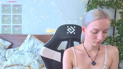 EasterHerlan live cam on Cam4