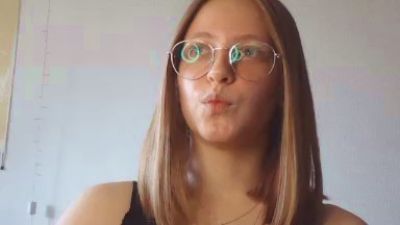 EasterRusser live cam on Cam4